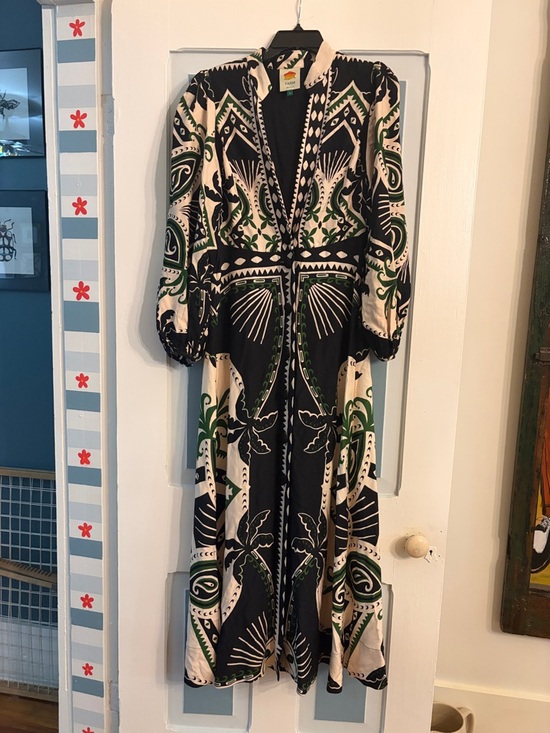 FARM Rio Dresses & Skirts - FARM Rio Mystic Scarf Maxi Dress- Black & Cream with hints of green